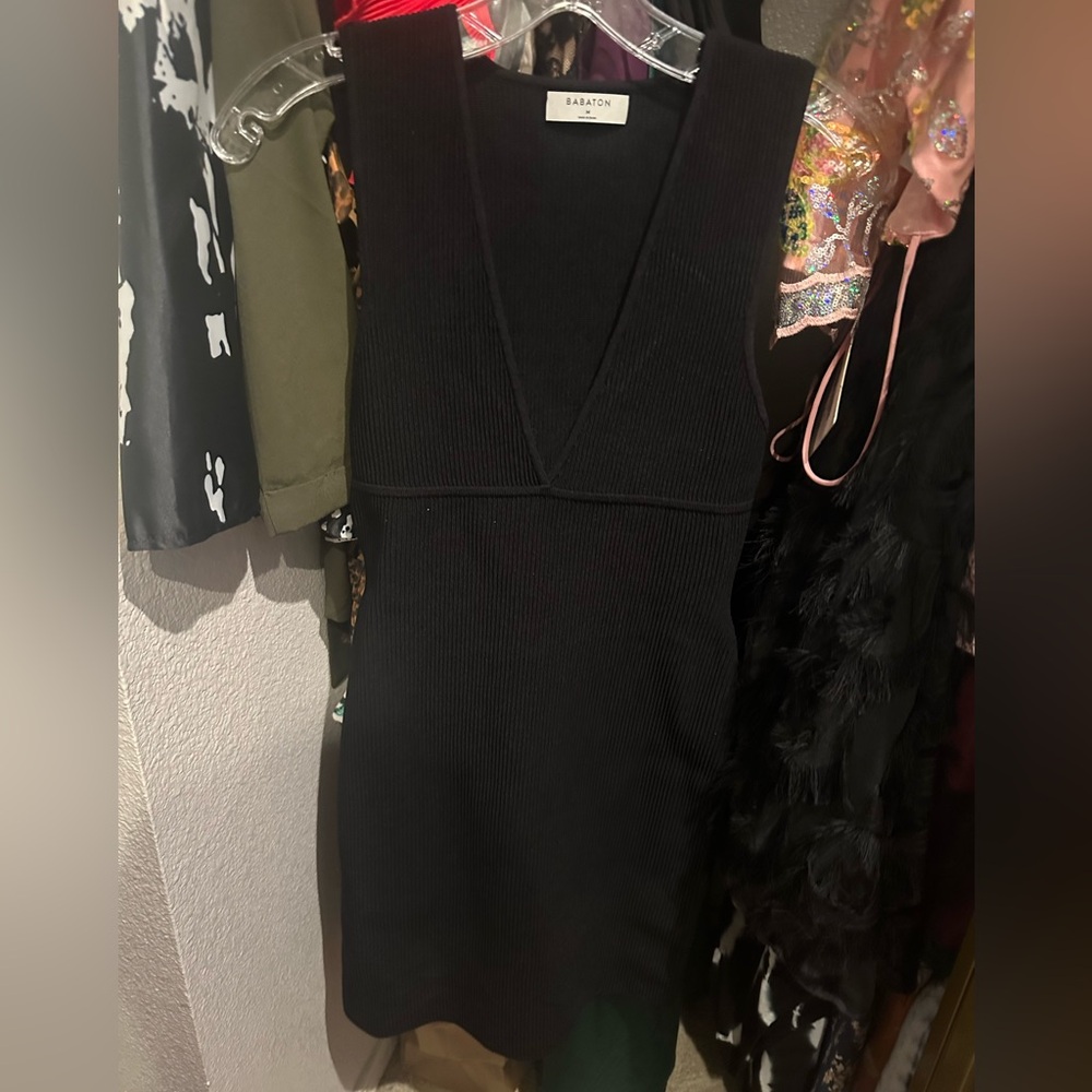 long v neck style dress